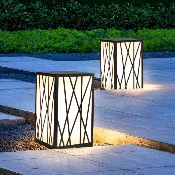 Square 20W LED Waterproof Modern Solar Post Lights Outdoor Pathway Lights - Image 3