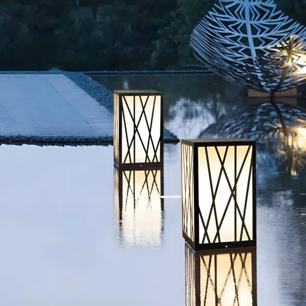 Square 20W LED Waterproof Modern Solar Post Lights Outdoor Pathway Lights - Image 4