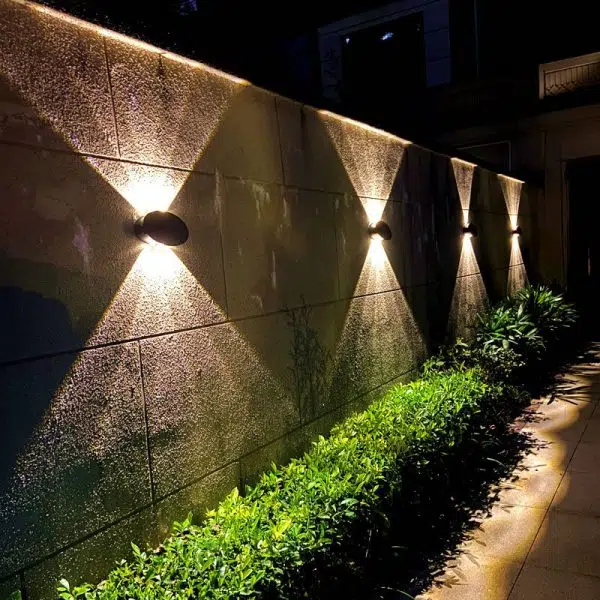 Modern Round Tempered Glass Waterproof Solar LED Outdoor Garden Wall Sconce Lamp - Image 2