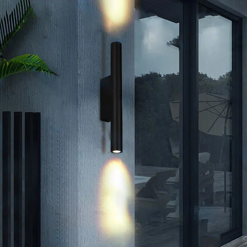 03-34275e30-c53e-4550-bda7-bb443737cb98.jpg Modern Minimalist Long Cylinder Rectangle Base Aluminum Tempered Glass LED Waterproof Wall Sconce Lamp For Garden - Image 1