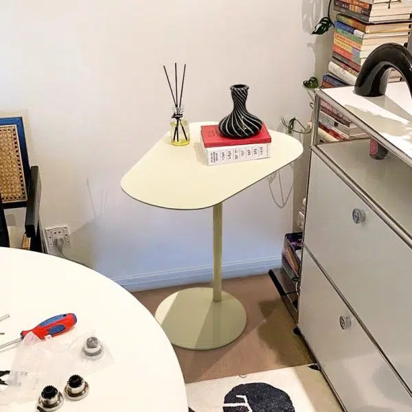 Contemporary Creative Irregular Geometric Round Iron End Table For Living Room - Image 4