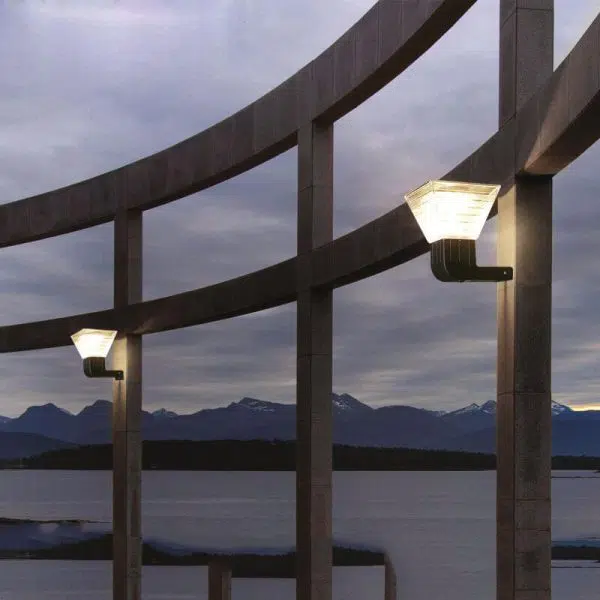 Modern Square Black Aluminum Plastic Solar LED Outdoor Wall Light - Image 3