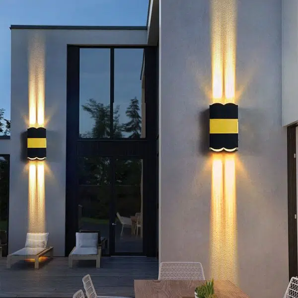 Modern Rectangular Aluminum Glass LED Spotlight Waterproof Outdoor Patio Wall Sconce Lamp - Image 8