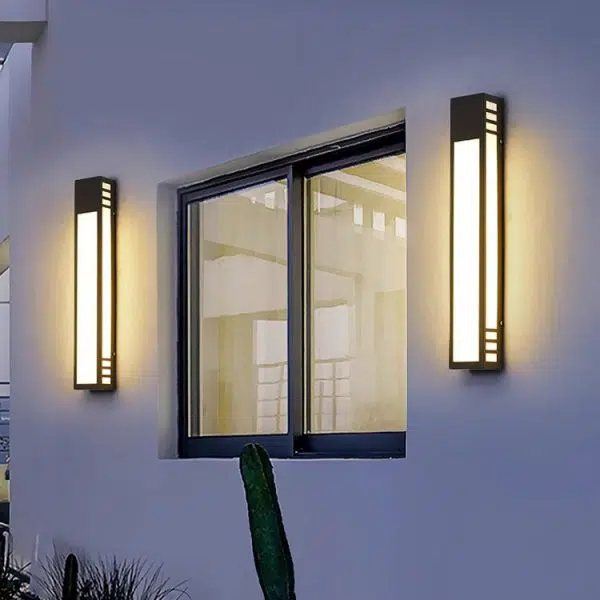Contemporary Simplicity Stainless Steel Acrylic Column LED Waterproof Wall Sconce Lamp For Outdoor Patio - Image 2