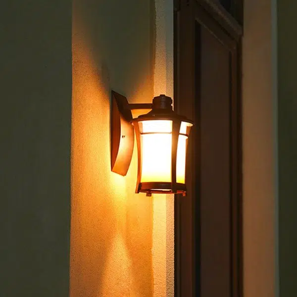 European Industrial Wrought Iron Outdoor Waterproof 1-Light Wall Sconce Lamp - Image 7