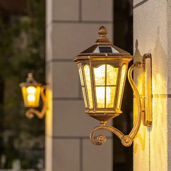 European Solar Outdoor Lantern Aluminum Glass Waterproof 1-Light Wall Sconce Lamp - Image 3