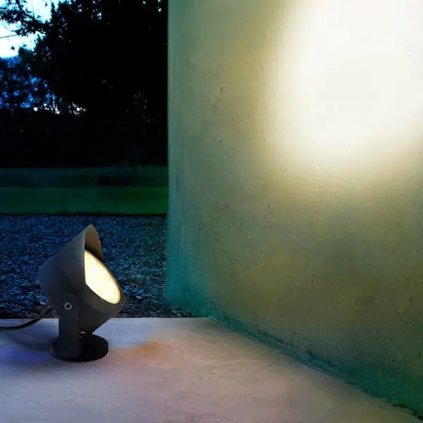 Adjustable Waterproof LED Anti-slip Black Modern Outdoor Spotlights - Image 2