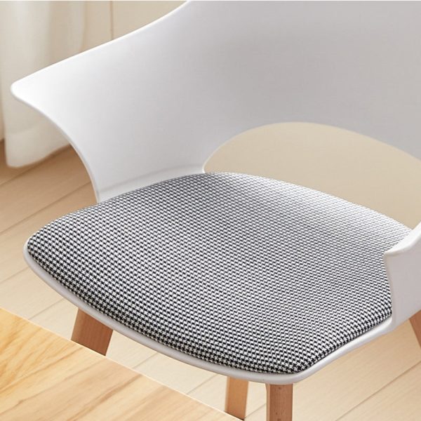 Contemporary Nordic Curved Plastic Wood Legs Dining Chair Backrest Armrest For Dining Room - Image 6