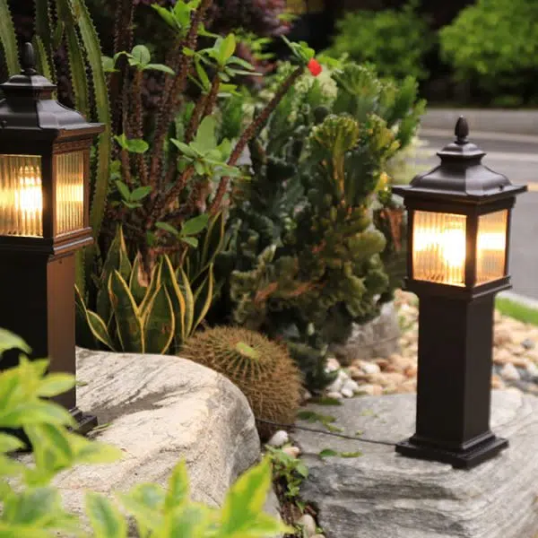 Traditional Chinese Waterproof Palace Roof Rectangular Pillar Aluminum Glass 1-Light Outdoor Lawn Landscape Light For Garden - Image 20