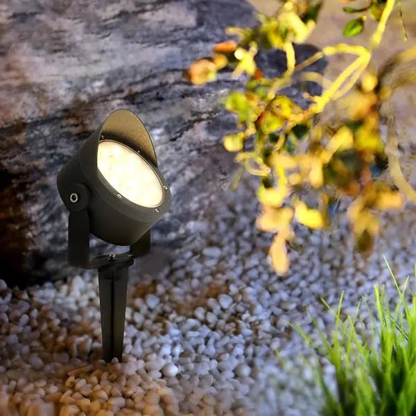 Adjustable Waterproof LED Anti-slip Black Modern Outdoor Spotlights - Image 3