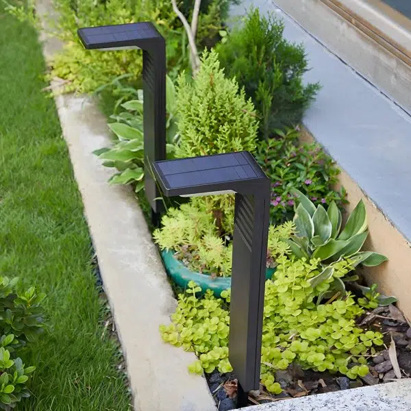 Eco-Friendly Smart LED Outdoor Lawn Lamp Solar Path Lighting with Auto On/Off - Image 10
