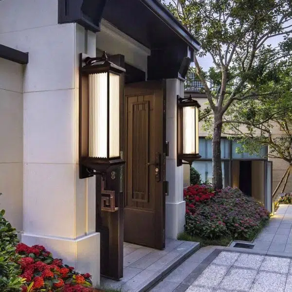 Modern Minimalist Solar Aluminum & Glass Rectangular LED Wall Sconce Lamp For Garden - Image 2