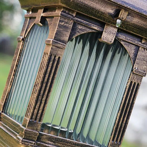 Traditional European Aluminum & Glass Striped Rectangular 1-Light Post Head Outdoor Light For Garden - Image 5