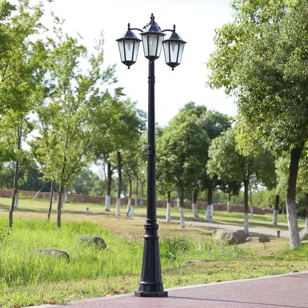 Traditional European Waterproof Aluminum Glass Lantern-Style 2/3-Light Outdoor Light Landscape Lighting For Garden & Outdoor Patio