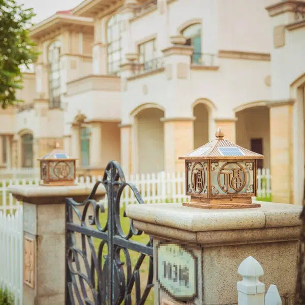 Traditional Chinese Solar Waterproof Quadrangle House Shape Aluminum LED Post Head Light Outdoor Light For Garden - Image 13