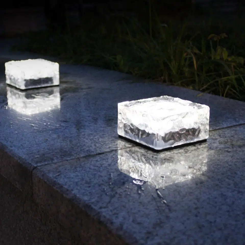 BS-Lighting-LI00287-6-52151728-ff98-47c3-aac0-c35de8abb316.jpg Modern Minimalist Solar Waterproof ABS Clear Glass Ice Cube Brick LED Outdoor Landscape Light For Garden - Image 1
