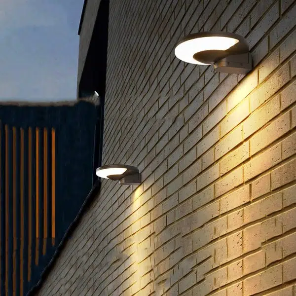 Contemporary Industrial Aluminum Disc Solar LED Wall Sconce Lamp For Outdoor Patio - Image 10