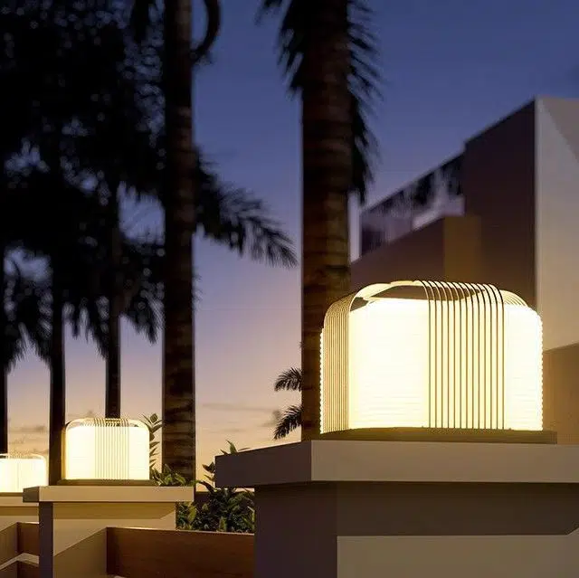 BS-Lighting-LM00523-7.jpg Modern Minimalist Solar Waterproof Square PE Stainless Steel LED Outdoor Light For Outdoor - Image 1