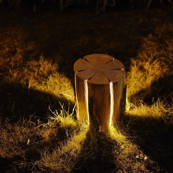 Modern Art Deco Solar Waterproof Resin Fiberglass Cylinder Tree Stump Wood Grain LED Landscape Lighting Outdoor Light For Garden - Image 2