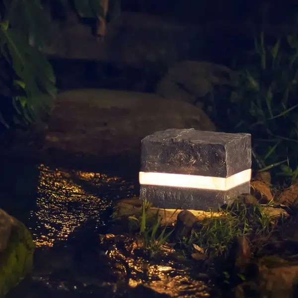 Contemporary Creative Solar Waterproof Resin Glass Fiber Simulated Stone Stripe Cube LED Outdoor Light Landscape Lighting For Garden - Image 6