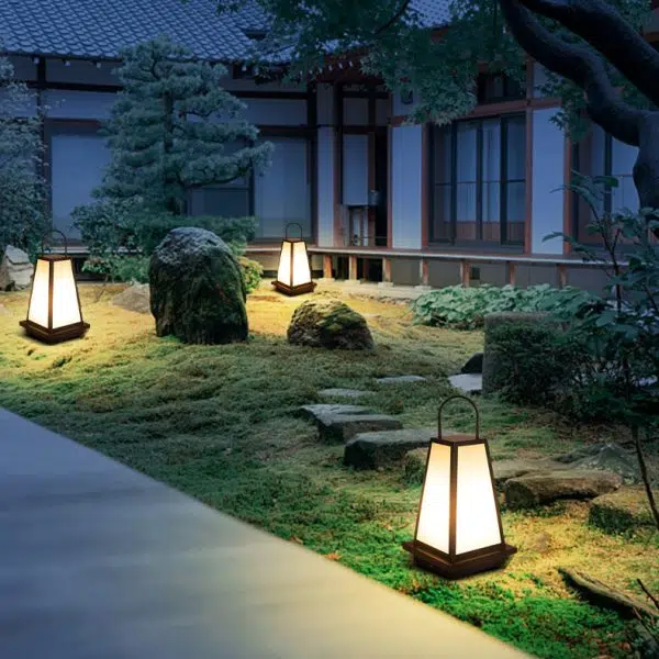 Traditional Japanese Solar Waterproof Stainless Steel Acrylic Trapezoidal Honeycombed Lantern LED Outdoor Light Landscape Lighting For Garden - Image 3