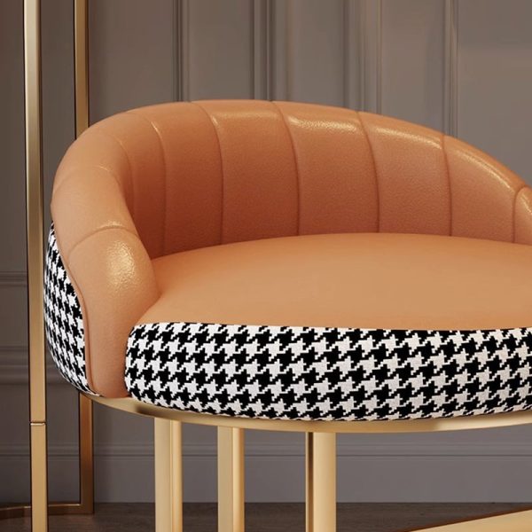 Contemporary Nordic PU Leather & Iron Curved Round Vanity Stool For Bedroom And Living Room - Image 6