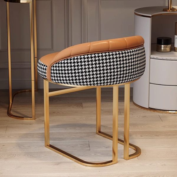 Contemporary Nordic PU Leather & Iron Curved Round Vanity Stool For Bedroom And Living Room - Image 3