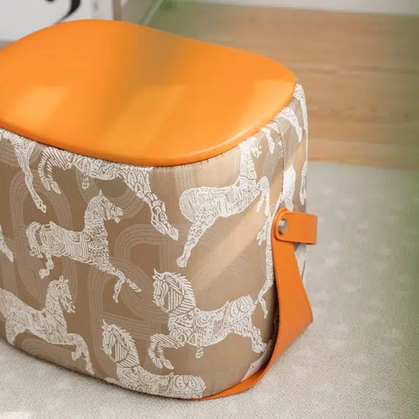 Contemporary Luxury Square Leather Pouf Footstool For Entryway - Image 12