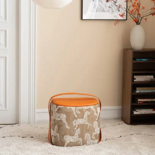 Contemporary Luxury Square Leather Pouf Footstool For Entryway - Image 18