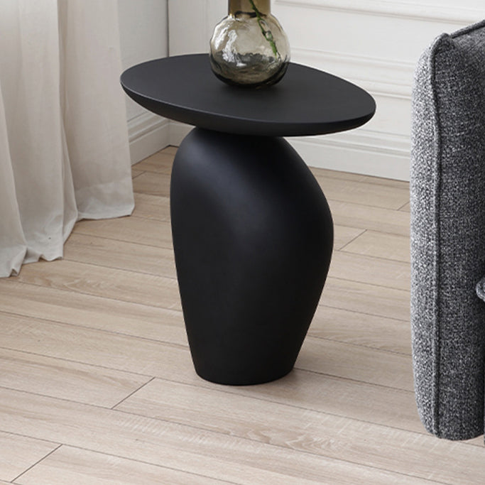 DFM-Table-FW01686-13.jpg Contemporary Creative Irregular Oval Cobblestone Fiberglass End Table 1-Tier For Living Room - Image 1