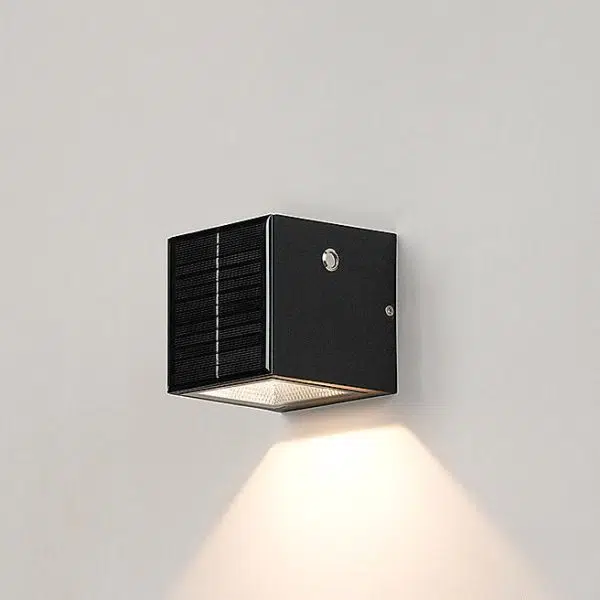 Modern Solar Black Rectangular Die-Cast Aluminum Solar LED Outdoor Wall Light - Image 8
