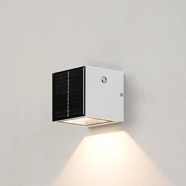 Modern Solar Black Rectangular Die-Cast Aluminum Solar LED Outdoor Wall Light - Image 9