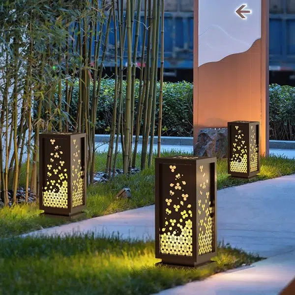 Asian Style Hollow Carved Outdoor Courtyard Waterproof Landscape Lighting Decorative Lamp - Image 3