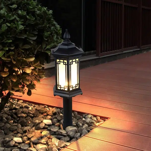 Traditional Asian-Inspired LED Pathway Lights Rhombus Shape for Villa Gardens