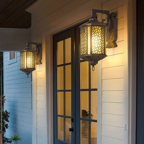 Classical Hollow Pattern Outdoor Waterproof Wall Lamp for Villa Courtyard Corridor - Image 4
