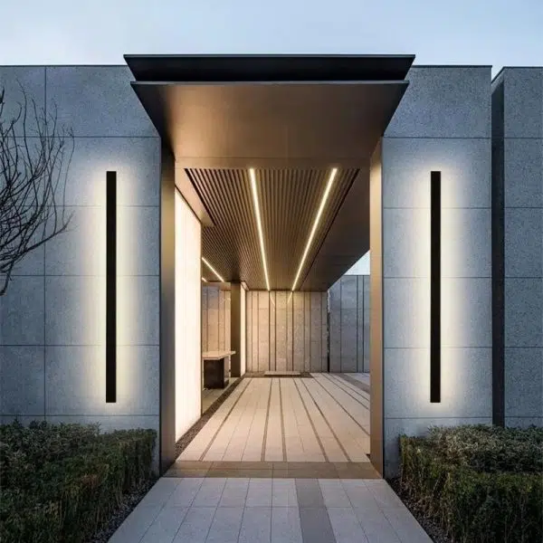 Outdoor Waterproof Long Strip Metal Black Modern LED Outdoor Wall Lights - Image 2