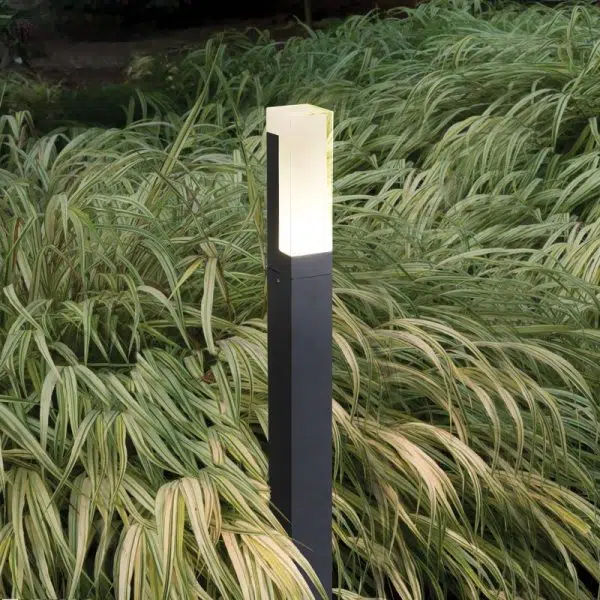 Sleek Cuboid Black Aluminum LED Pathway Lights Waterproof and Minimalist Design - Image 3