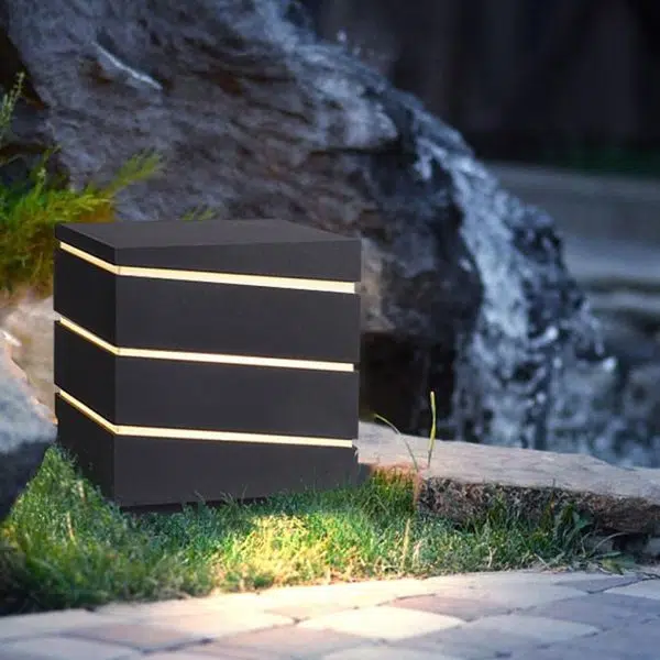 Square Line Decor LED Waterproof IP65 Black Minimalist Outdoor Light - Image 2