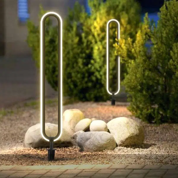 Sleek Black Oval Ring LED Solar Lights Modern Outdoor Minimalist Design - Image 2