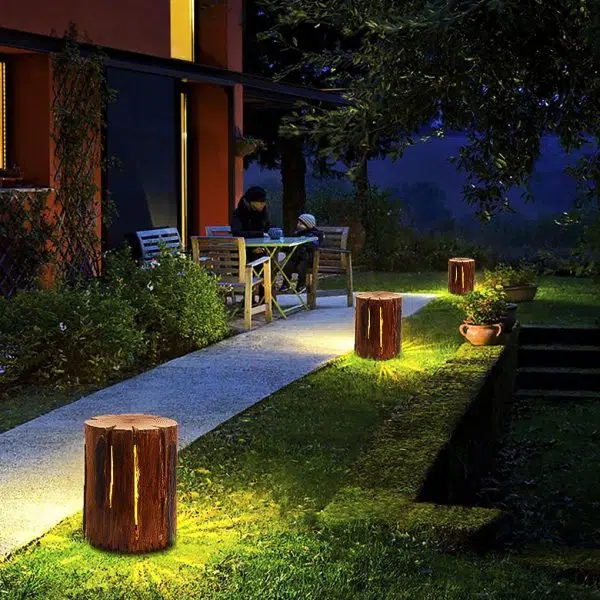 Resin Tree Stump Outdoor Light Rustic Decorative Garden Lawn LED Lamp - Image 2