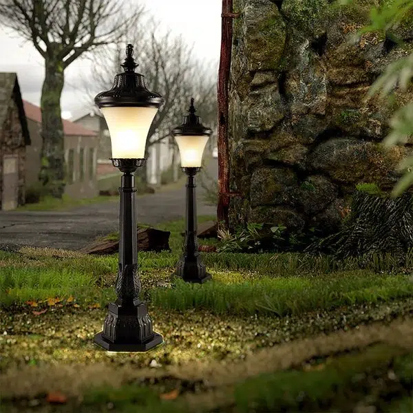 Retro Outdoor High Pole Landscape Decorative Lighting Post Lights for Garden Park - Image 3