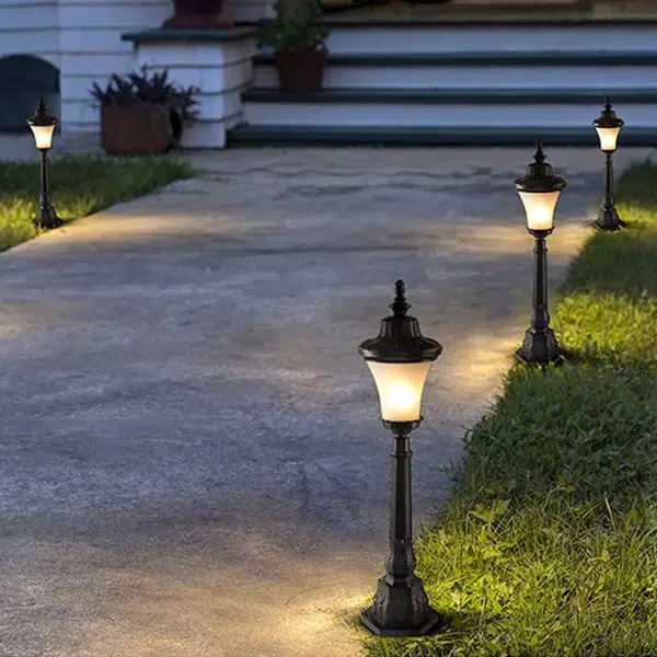 Retro Outdoor High Pole Landscape Decorative Lighting Post Lights for Garden Park - Image 4