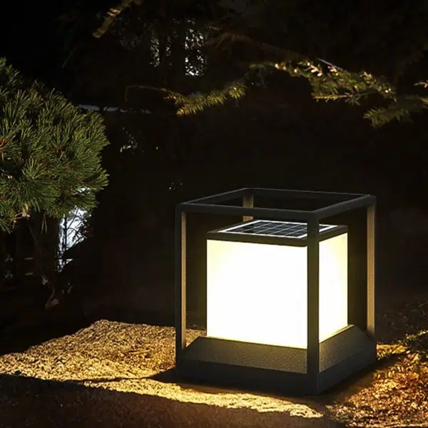 Solar Outdoor Courtyard Fence Post Light Waterproof LED Landscape Lighting - Image 4