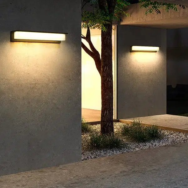 Contemporary Stainless Steel Linear LED Strip Outdoor Wall Light ?Modern, Weatherproof for Garden Villa - Image 3