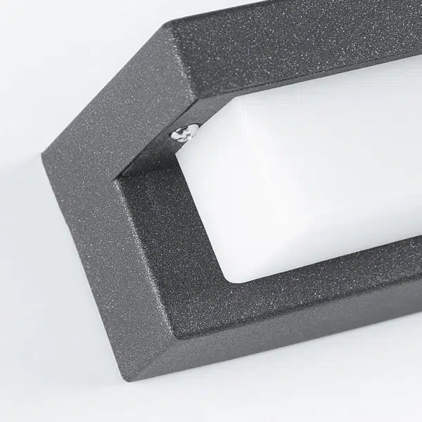 Contemporary Stainless Steel Linear LED Strip Outdoor Wall Light ?Modern, Weatherproof for Garden Villa - Image 12