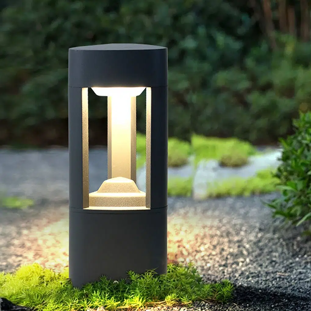 solar-outdoor-waterproof-landscape-lighting-led-lawn-lights-for-villa-gardendazuma-123295.jpg Triple-Side Emitting Solar LED Garden Lamps Heart Design & Weatherproof - Image 1