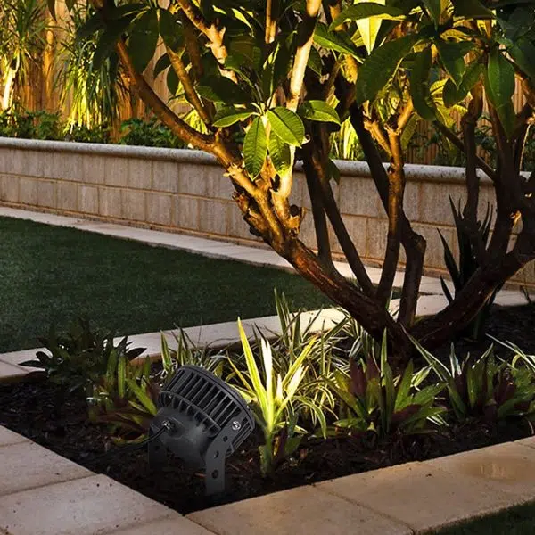 Decorative Ground Spotlight for Outdoor Tree Landscape Lighting - Image 6